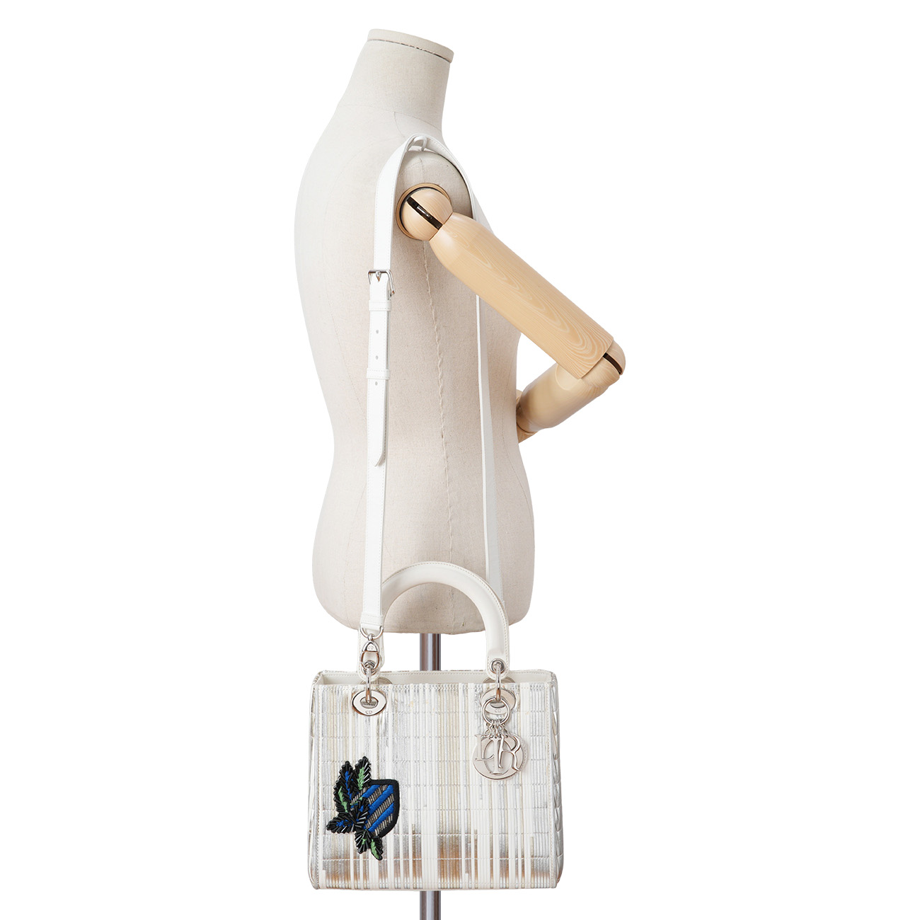 CHRISTIAN DIOR(USED)디올 시즌 레이디디올 미듐